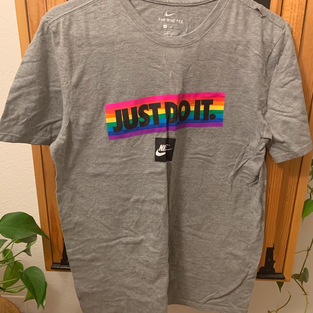 Nike Pride Tee